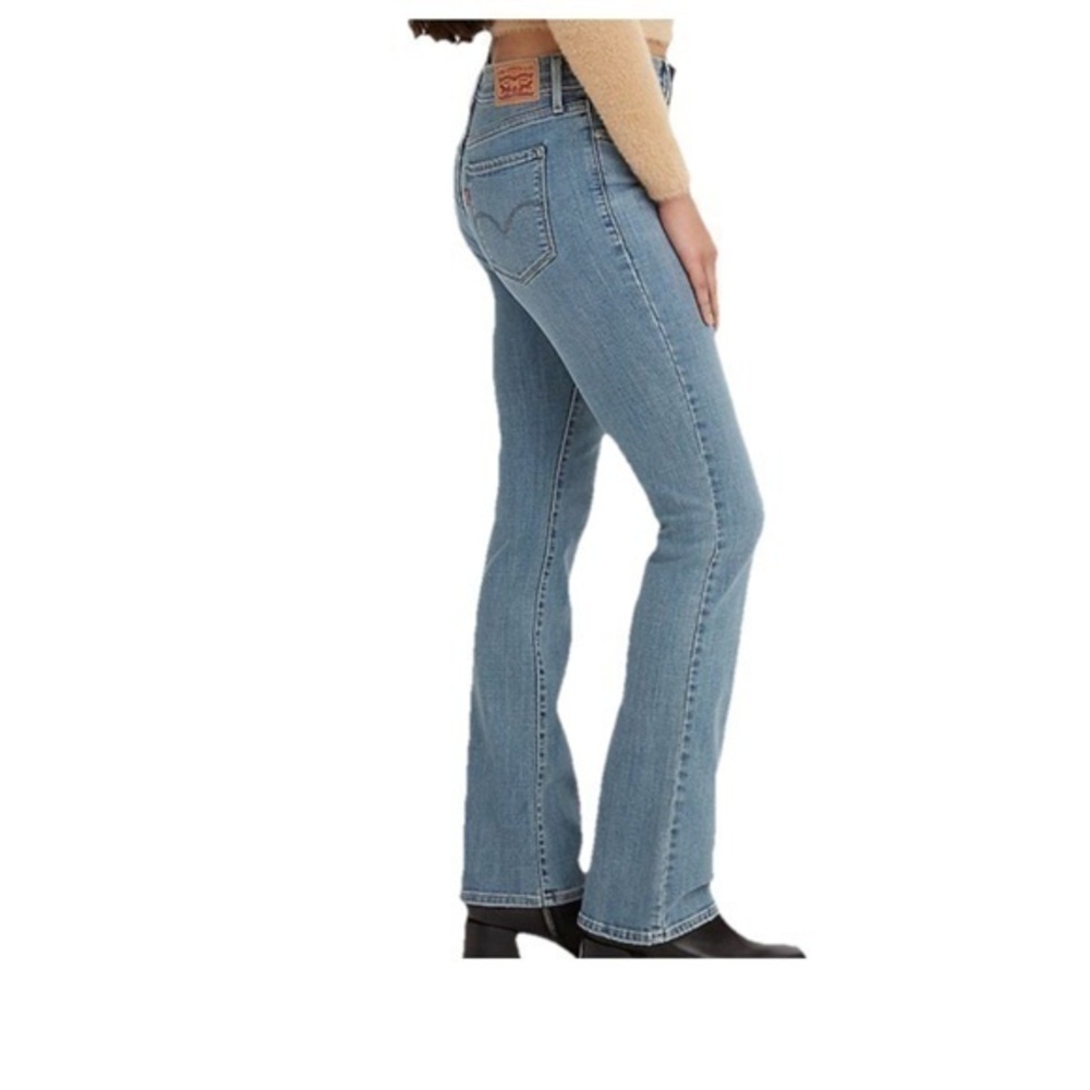 NWT Levi’s 315 Shaping Bootcut Jeans Stellar Stretch 20W Smoothing Tummy Panel
